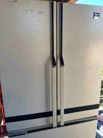 Older Whirlpool Refrigerator shorter sized
