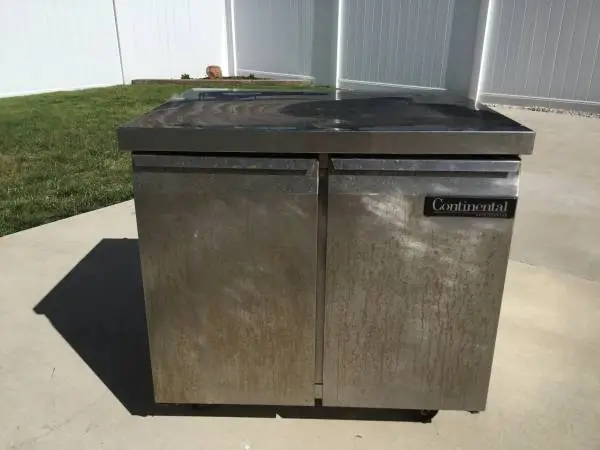 Continental Undercounter Refrigerator Model SW36