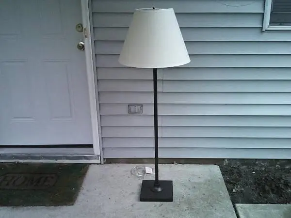 Floor Lamp heavier base very nice