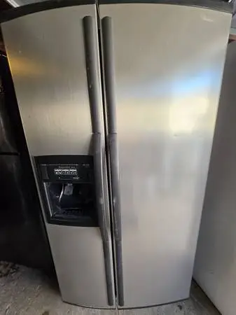 Kitchen-aid Refrigerator