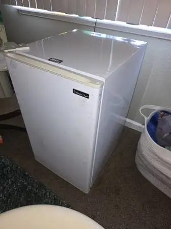 Magic Chef Studio Refrigerator