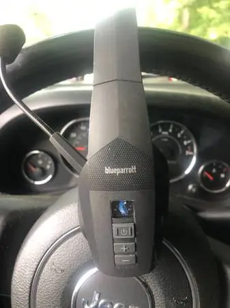 Blue tooth headphones