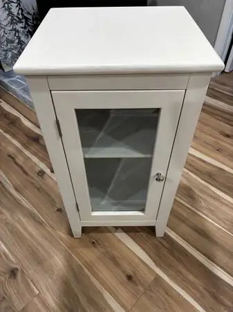 White Cabinet