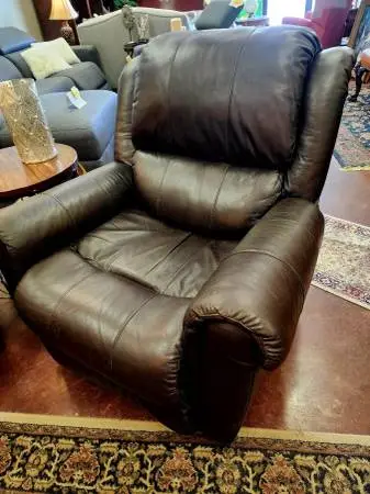 Dark Brown Bonded Leather Recliner