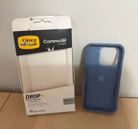 iPhone 15 Pro OtterBox Phone Case (BLUE)