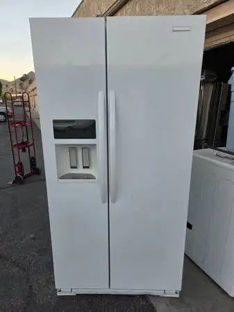 KitchenAid Counter Depth white refurbished refrigerator ice/water