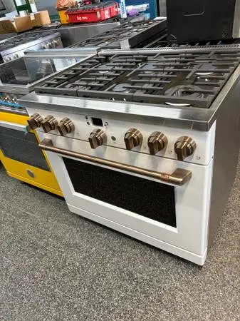 MATTE WHITE GAS STOVE PRO STYLE