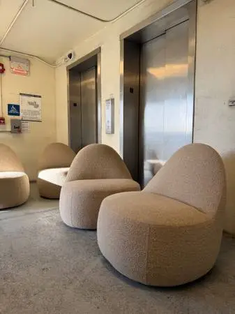(Org$3500+) Bernhardt Mitt lounge chair
