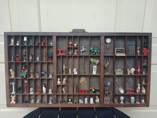 VINTAGE PRINTER draw by HAMILTON WITH 86 MINIATURES