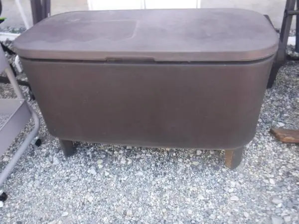 Resin Ice Chest for Beverages w/Tabletop