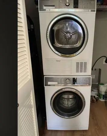CAN BRING & HOOK UP FOR2️⃣5️⃣ FISHER & PAYKEL STACKABLE WASHER&DRYER
