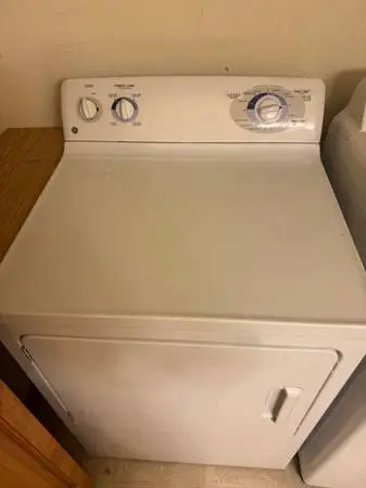 General Electric Clothes Dryer