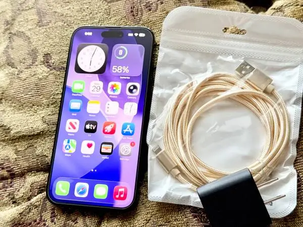 14 Pro Max Apple iPhone 128GB (5G) (Unlocked-Worldwide) Like New