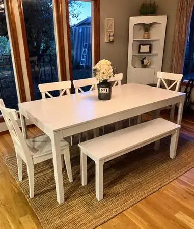 Gorgeous white dining set