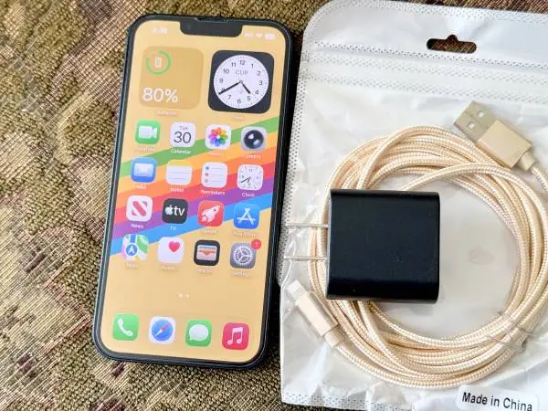 13 Apple iPhone 128GB (5G) (Unlocked-Worldwide)