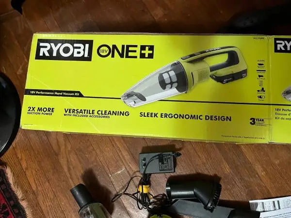 RYOBI ONE+ 18V Cordless Performance Hand Vacuum Kit 2.0 Ah Battery