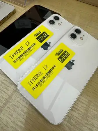 iPhone 12 Reg 64GB