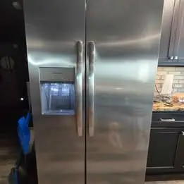 Frigidaire 36-in Side by Side Refrigerator