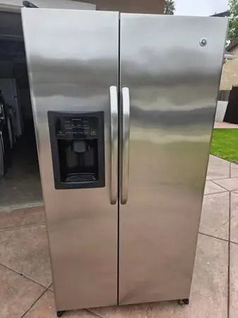 GE REFRIGERATOR W36H69D31