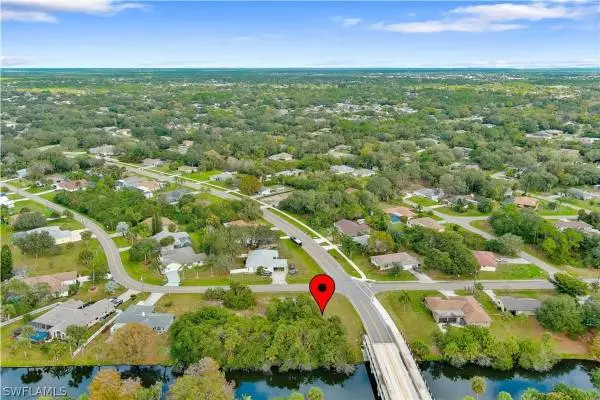 $25.000What a great buy. Fresh Water, Corner lot with Western Exposure
