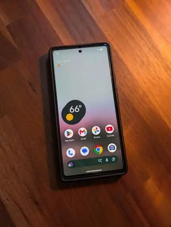 Google Pixel 6A (GREAT Condition) (Updated Android 17) + Spigen Case