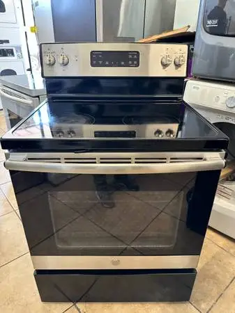 GE Stainless Glass-top electric range stove LIKE NEW W/ WARRANTY!