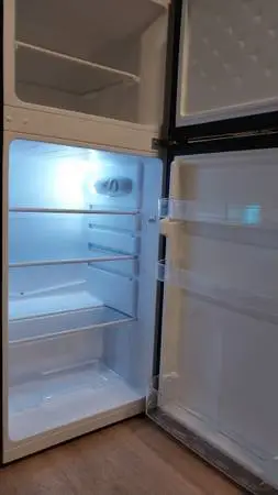 Danby 4.2cu.ft. Stainless Compact Fridge/Freezer (Spotless Interior)