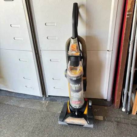 Eureka Airspeed Upright Multi-Surface Bagless Vacuum #AS3011