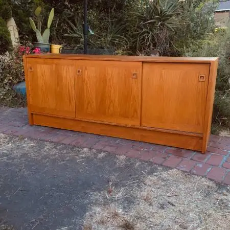 Very clean Vintage Claussen Danish Modern MCM Credenza/Buffet