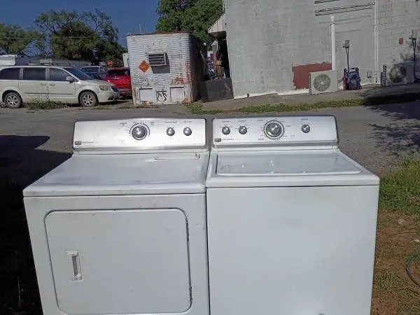 Maytag Washer and Dryer like new