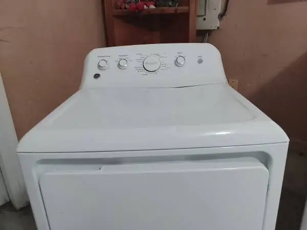 Like new g e electric dryer, Free delivery and setup