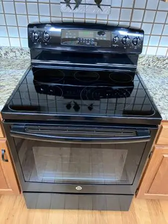GE 30 electric range price drop, was $250 now