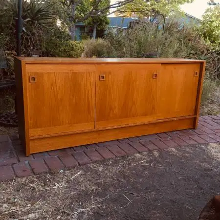Clean Vintage Claussen Danish Modern MCM Credenza