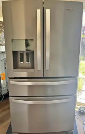 Refrigerator