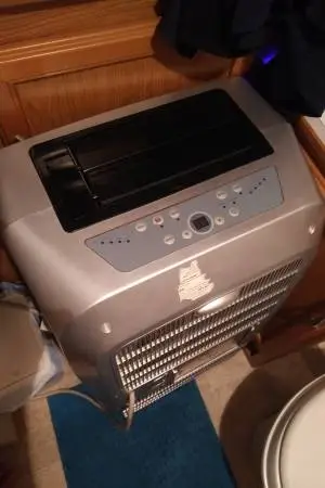 Large portable A/C unit 10000 btu