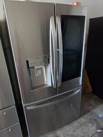 Lg glass door stainless steel french door refrigerator