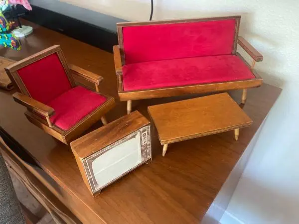 MCM DOLL furniture