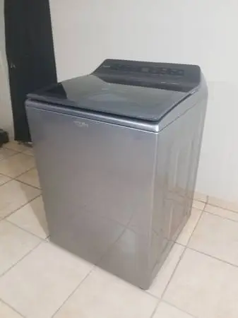 Wwwoowww elegant Maytag washer large Capacity only $295.00