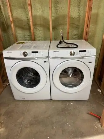 BRAND NEW WASHER DRYER