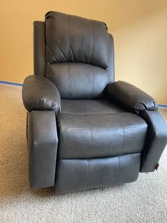 Like-New Mcombo Power Lift Recliner #7409 Massage Heat Petite/Small