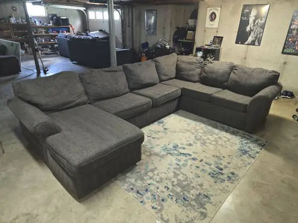 England Furniture Malibu 3-Piece Sectional