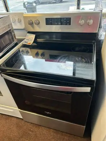 Estufa Electrica Whirlpool en Acero Inoxidable