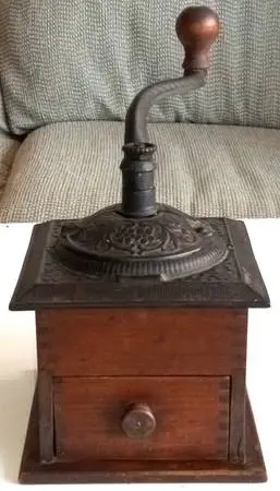 Antique Wrightsville Hardware Company Coffee Grinder Mill