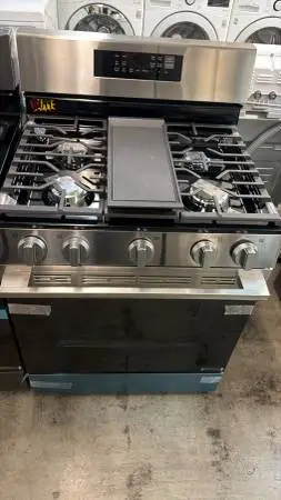 New ! Lg stainless steel 5 burner Gas stove air fry
