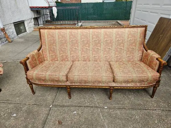 Beautiful louis XV style sofa