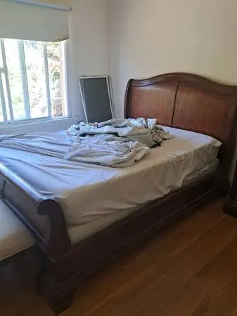 Bedroom set