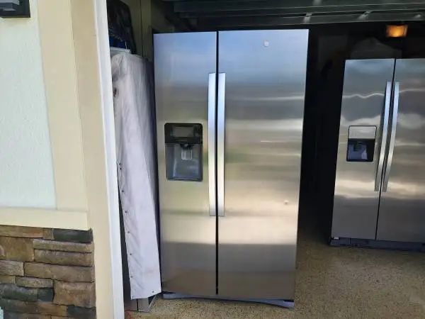 Samsung side-by-side Refrigerator