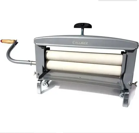 Northwood Calliger Hand Wringer