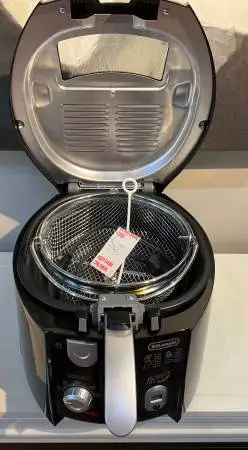 Electric DEEP FRYER with Rotating Basket - Excellent, Like new Cond.