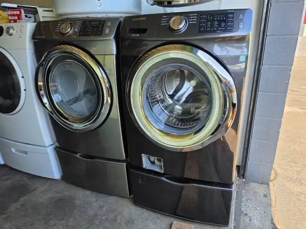Frontal samsung washer and gas dryer